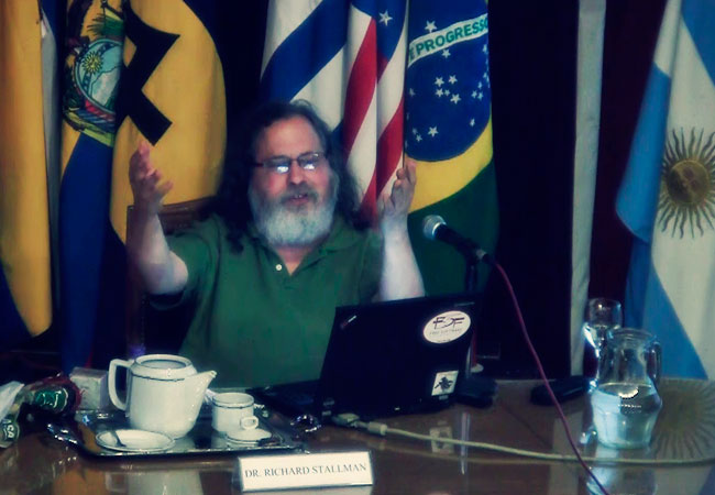 STALLMAN EN EL IUPFA: EL DERECHO A LA LIBERTAD EN EL SIGLO XXI